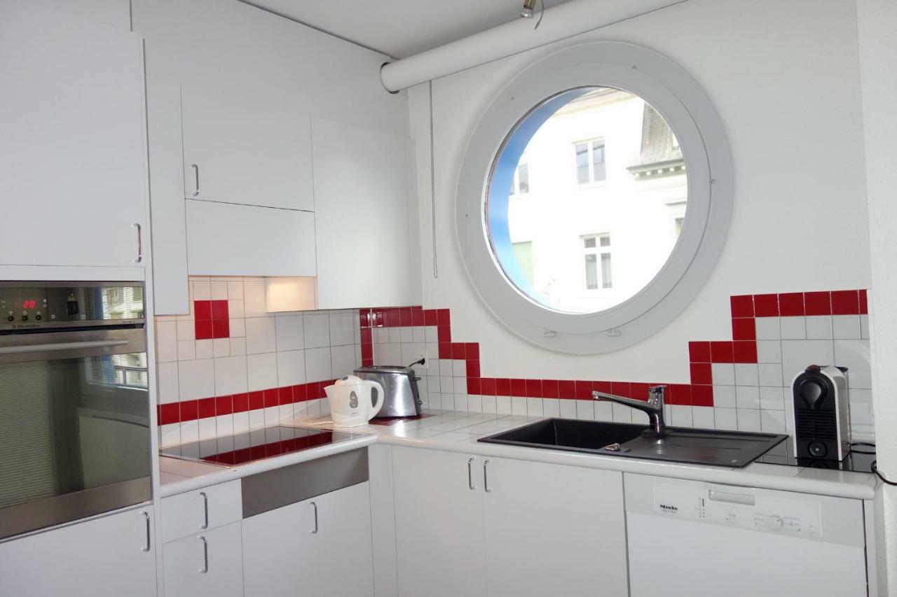 Exclusive Central Apartment Basel Bagian luar foto
