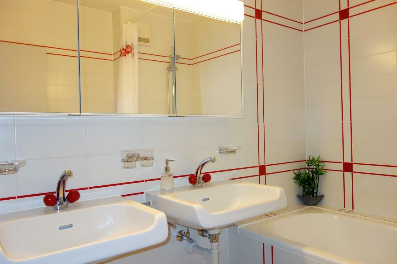 Exclusive Central Apartment Basel Bagian luar foto